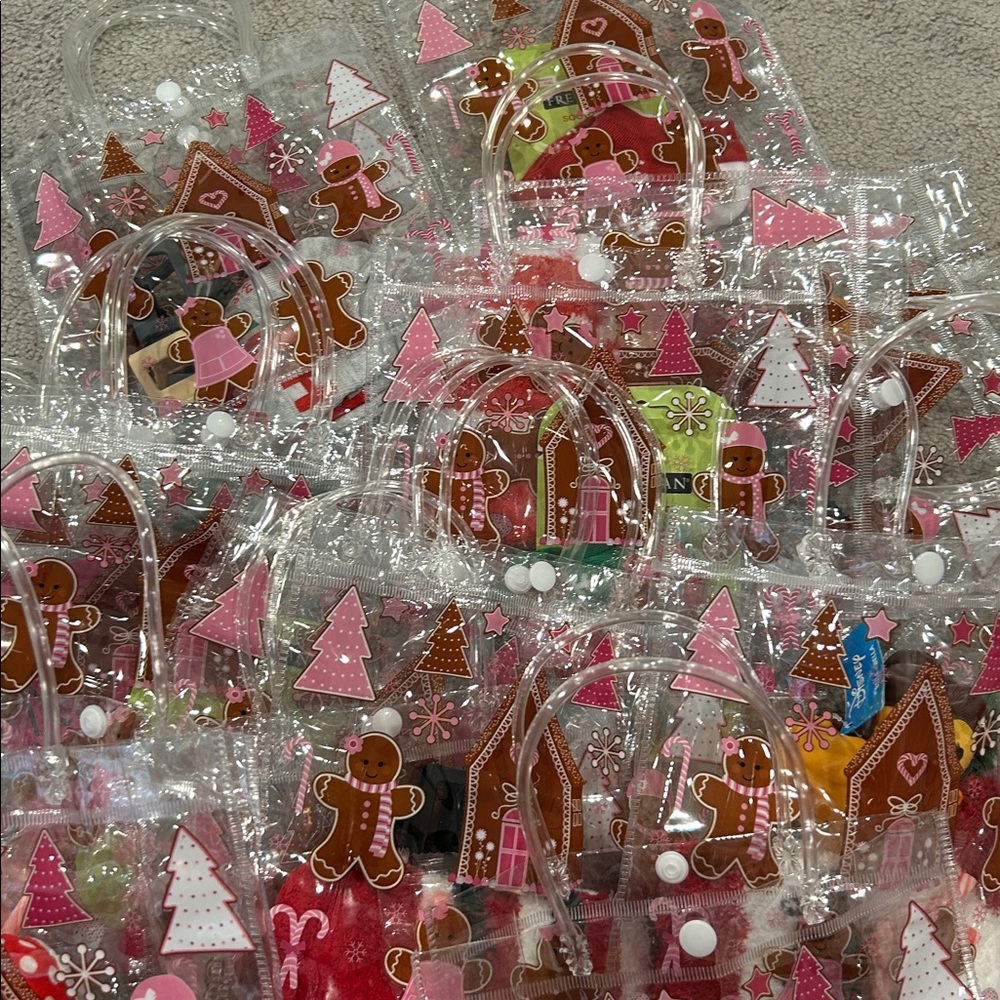 *Closed * December Bogg Bag  goodie bags🎅🏼🎄 - Picture 6 of 7